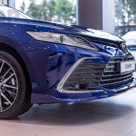 Юбка Renegade на передний бампер Toyota Camry XV70