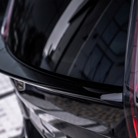 Нижний спойлер Miriada для Cadillac Escalade V