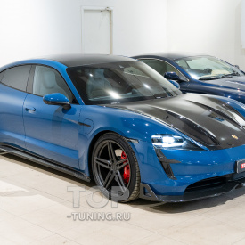 Пороги Renegade для Porsche Taycan