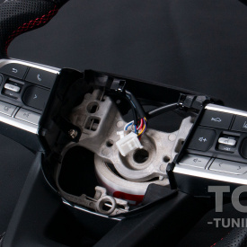 Анатомический руль GR300 Carbon для Toyota Land Cruiser 200, Land Cruiser Prado 150