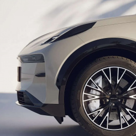 Оклейка Zeekr X антигравийной пленкой на основе полиуретана