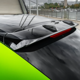 Накладки Larte Design на верхний спойлер — тюнинг Porsche Cayenne S Coupe (2023+)