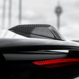 Накладки Larte Design на верхний спойлер — тюнинг Porsche Cayenne S Coupe (2023+)