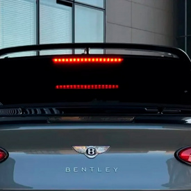 Нижний спойлер Black Crystal на крышку багажника — тюнинг Bentley Bentayga (2020-2024)