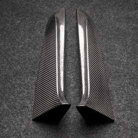 Накладка Black Crystal на задние стойки — тюнинг Bentley Bentayga (2020-2024)