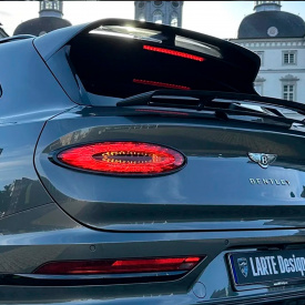 Накладка Black Crystal на задние стойки — тюнинг Bentley Bentayga (2020-2024)