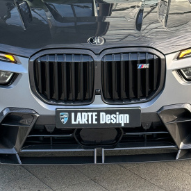 Центральная накладка Larte Performance на передний бампер — тюнинг BMW X7 (G07)