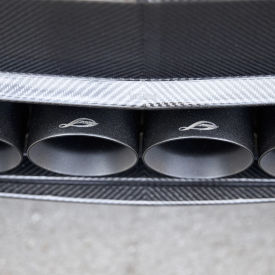 Диффузор Avatar Larte Design с насадками на задний бампер — тюнинг Corvette Stringray C8