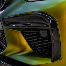 Боковые накладки SCL Competition на передний бампер — Тюнинг BMW М5 (F90)