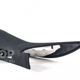 Акустические стойки Zest с СЧ динамиками в подиумах — автозвук Lixiang