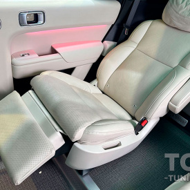 Нулевая гравитация для переднего и среднего ряда сидений - тюнинг Lixiang L8 / L9