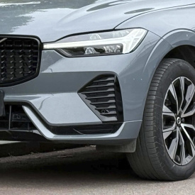 Накладки в передний бампер R-Dеsign для Volvo XC60 II  (2021-2025 рecтайлинг)