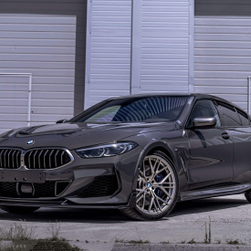 Боковые накладки SCL POWER на передний бампер — Тюнинг BMW 8 (G16)