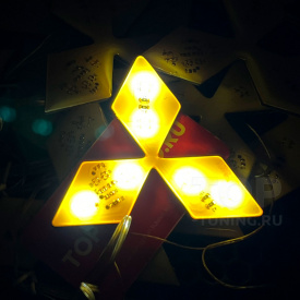Гибкая светодиодная вставка под эмблему LED на Mitsubishi (97х85 мм)