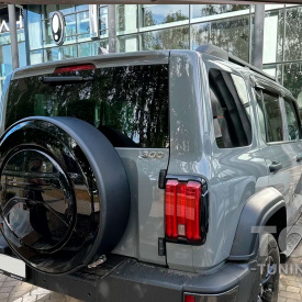 Бокс из нержавеющей стали для запасного колеса TANK 300