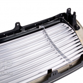 Решетка радиатора Grille Top для Toyota Land Cruiser 200