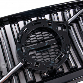 Черная решетка радиатора Inscription для Volvo S60 / V60 (2018+)