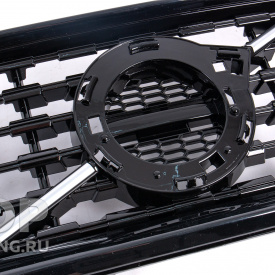 Черная решетка радиатора R-Design для Volvo S60, V60 (2018+)