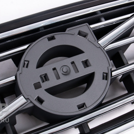 Хромированная решетка радиатора для Volvo XC60 (2014-2017)