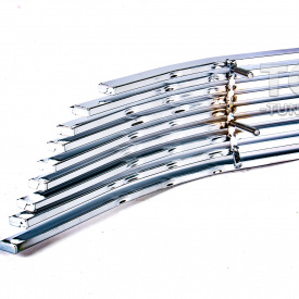 Нижняя решетка PREMIUM на бампер Toyota Rav 4 (2012-2015)