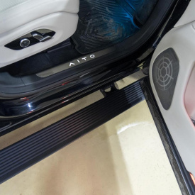 Выдвижные пороги ступени RRS для Aito M7 (2022-2025)