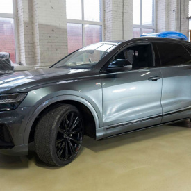 Выдвижные пороги ступени RRS для Audi Q8 (2018-2026)