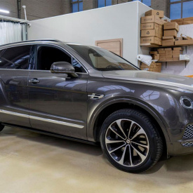 Выдвижные пороги ступени RRS для Bentley Bentyaga (2015-2026)