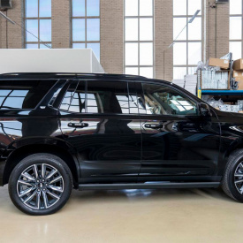 Выдвижные пороги ступени RRS для Cadillac Escalade V (2020-2023)