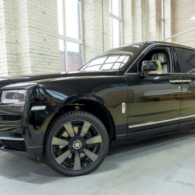 Выдвижные пороги RRS для Rolls-Royce Cullinan (2018+)