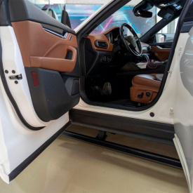 Выдвижные пороги ступени RRS для Maserati Levante (2016+)