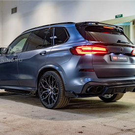 Короткие накладки PRO GT II на пороги — тюнинг BMW X5 (G05) (Черные)