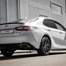 Диффузор заднего бампера MTR Design с насадками для Toyota Camry (2020+, XV70)