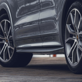 Карбоновые накладки MTR Design на пороги Porsche  Cayenne (2017-2023, 9Y0 / 9Y3)