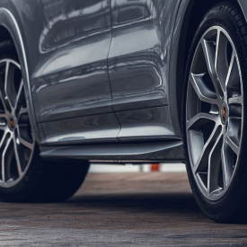 Карбоновые накладки MTR Design на пороги Porsche  Cayenne (2017-2023, 9Y0 / 9Y3)