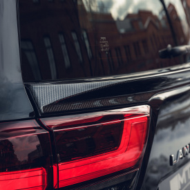 Карбоновый cпойлер MTR Design на крышку багажника Toyota Land Cruiser 300 2021+