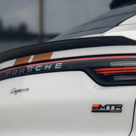 Карбоновый спойлер MTR Design на крышку багажника Porsche Cayenne (2017-2023)