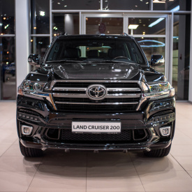 Карбоновая накладка  MTR Design на капот Toyota Land Cruiser 200 (2015-2021. J200)