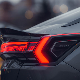 Карбоновый спойлер MTR Design на крышку багажника ZEEKR 001 (2021+)