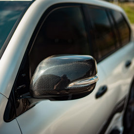 Карбоновые накладки MTR Design на зеркала Lexus LX 450d / 570 (2015-2021, J201, рестайлинг 2)