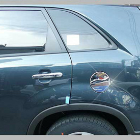 Накладка на крышку топливного бака Auto Clover Chrome на Kia Sorento XM
