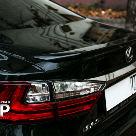 Спойлер на крышку багажника TRD style на Lexus ES 6