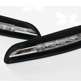 Тюнинг-оптика - дневные ходовые огни Incobb на Infiniti G 35 седан