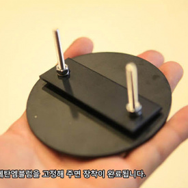 Шильдики на решетку радиатора - 57 вариантов Benlogic Smily на MINI