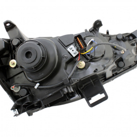 Передняя тюнинг-оптика Neon на Mitsubishi Lancer 10 (X)