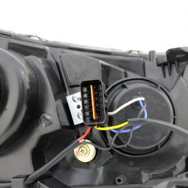 Передняя тюнинг-оптика Neon на Mitsubishi Lancer 10 (X)