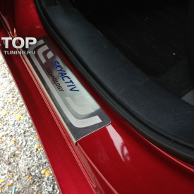 Накладки на внешние пороги  Guardian Skyactiv на Mazda