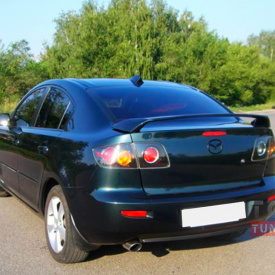 Спойлер R3 на Mazda 3 BK