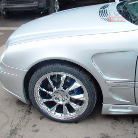 Крылья Lorinser F1 на Mercedes CL-Class W215