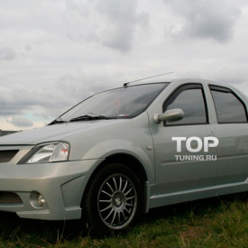 Накладки на пороги Street на Renault Logan