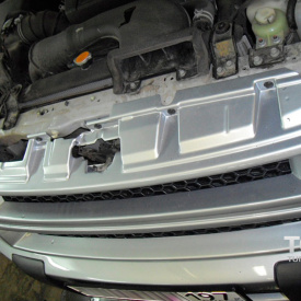 Решетка радиатора Roar для Mitsubishi Pajero 4